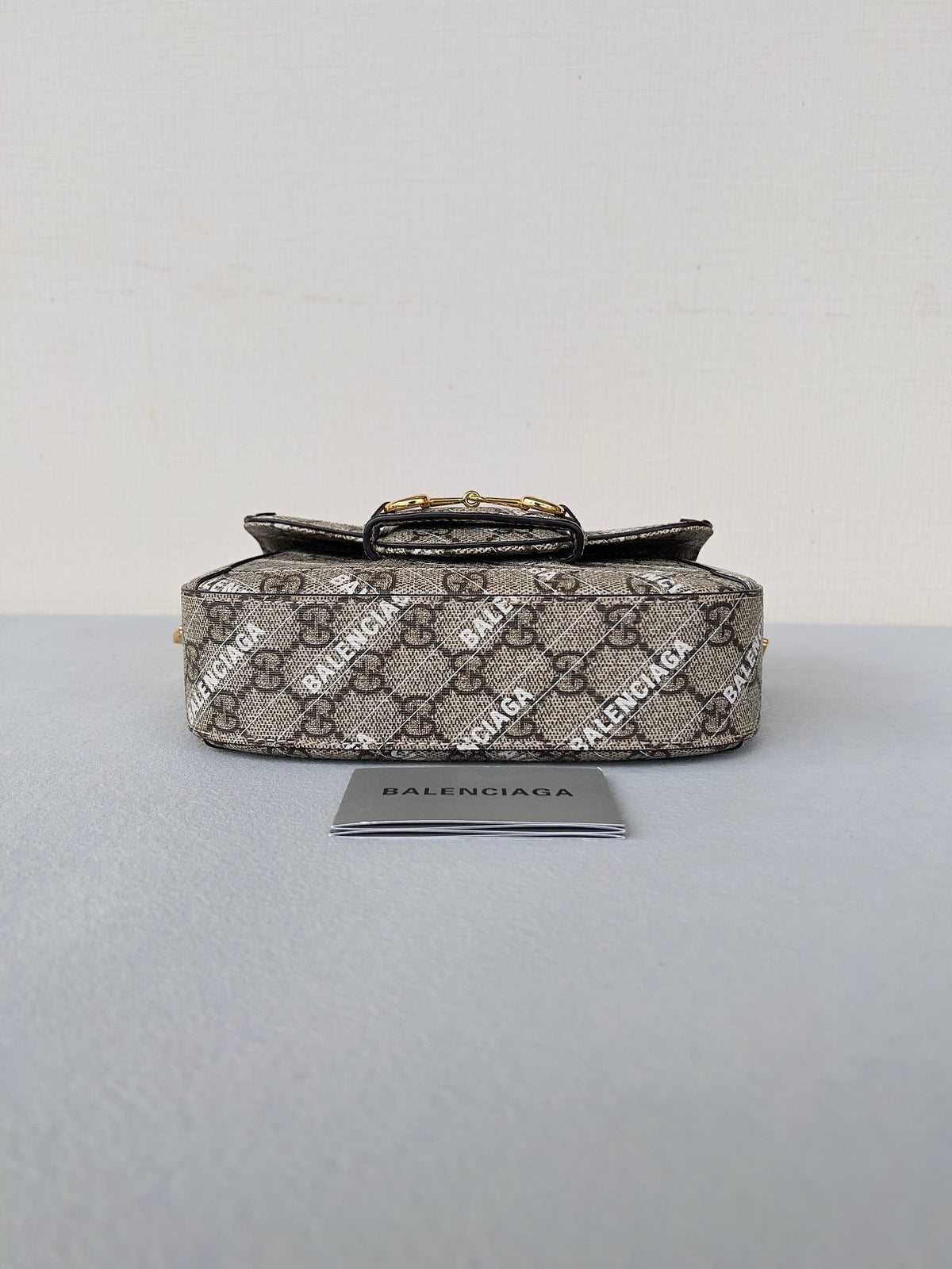GUCCI MINI 25 PRINTED SADDLE BAG IN EICRU BEIGE CANVAS