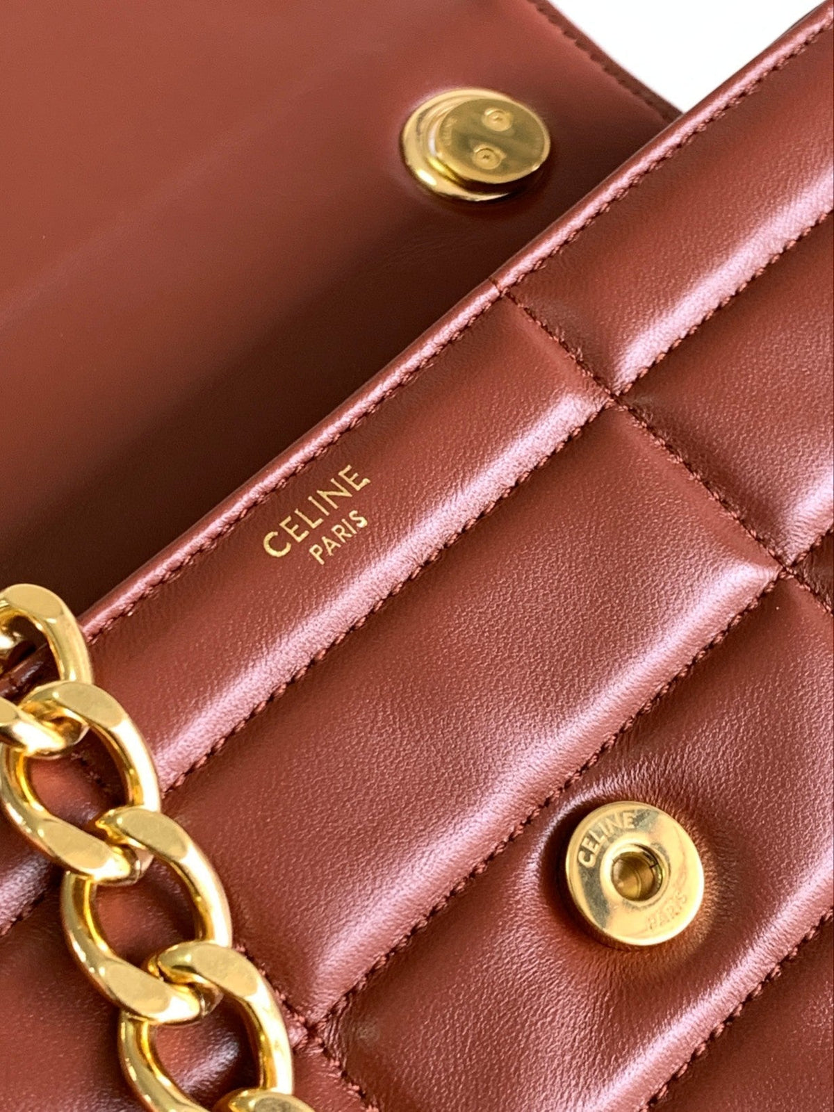 CELINE MONOCHROME 24 QUILTED CHERRY RED LAMBSKIN CHAIN SHOUDER BAG