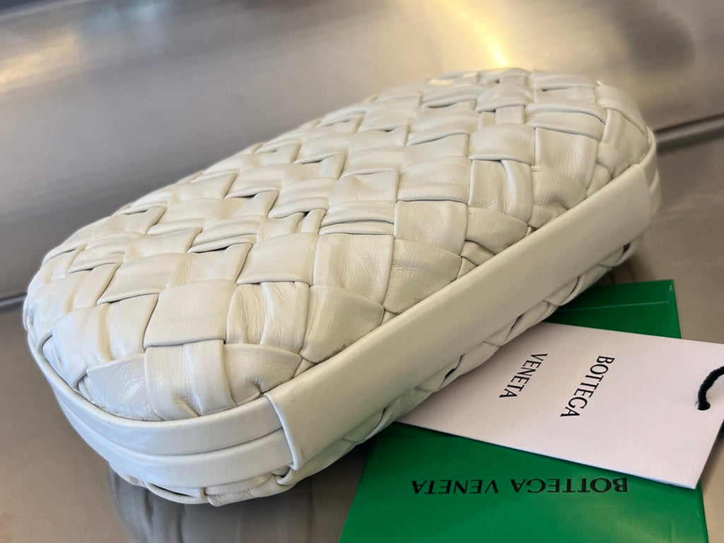 KNOT 19 IN WHITE LAMBSKIN