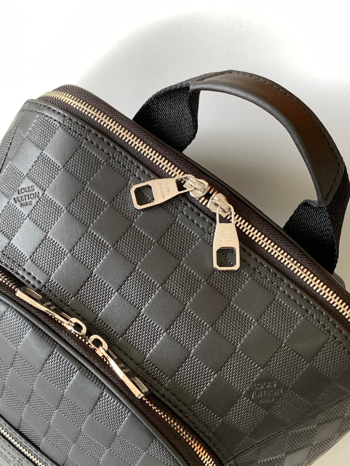 LOUIS VUITTON LV 25S MICHAEL BACKPACK 42 IN EMBOSSED DAMIER INFINI BLACK CALFSKIN
