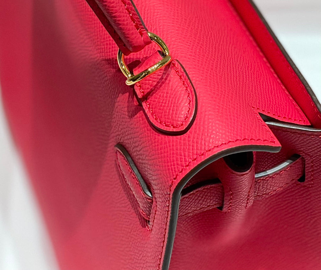 HERMES KELLY 28CM IN ROSE TYRIEN SWIFT CALFSKIN GOLD HARDWARE
