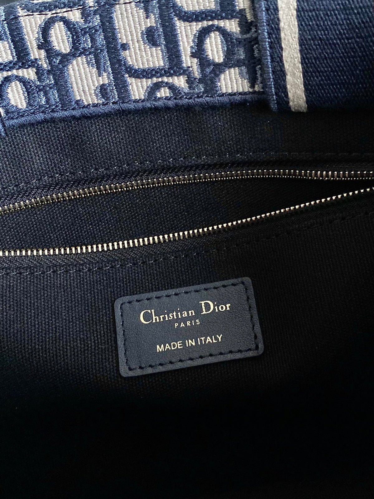 MINI BOOK TOTE 26 BLUE OBLIQUE EMBROIDERY