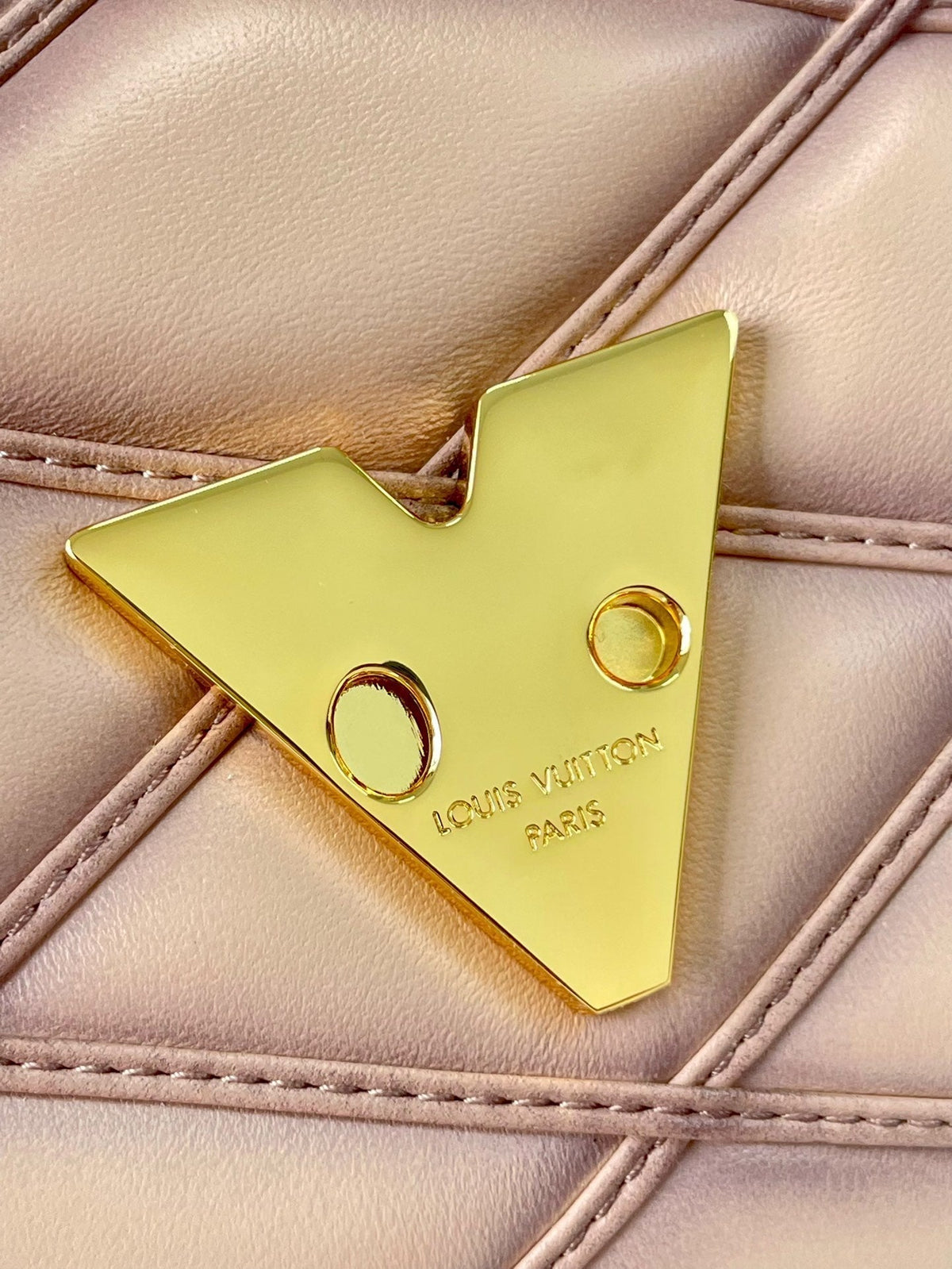 LOUIS VUITTON GO-14 MM 23 IN LIGHT PINK QUILTED LAMBSKIN GOLD HARDWARE