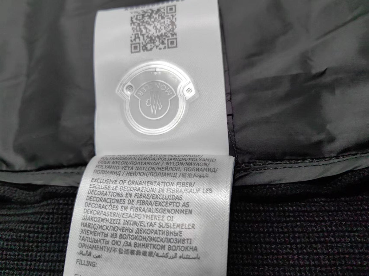 Moncler Quilted Knit-Sleeve Hooded Jacket — neck_label