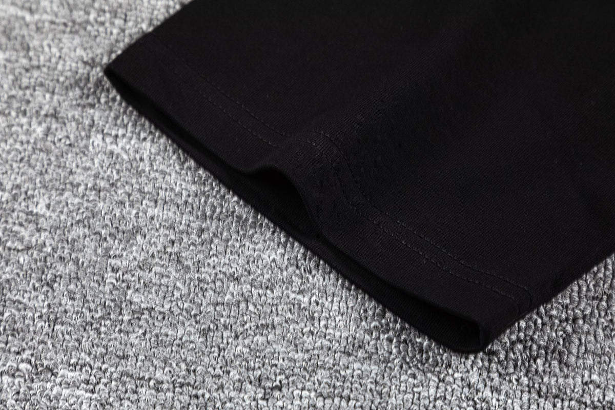 GUAPI Front & Back Graphic T-Shirt — fabric_closeup