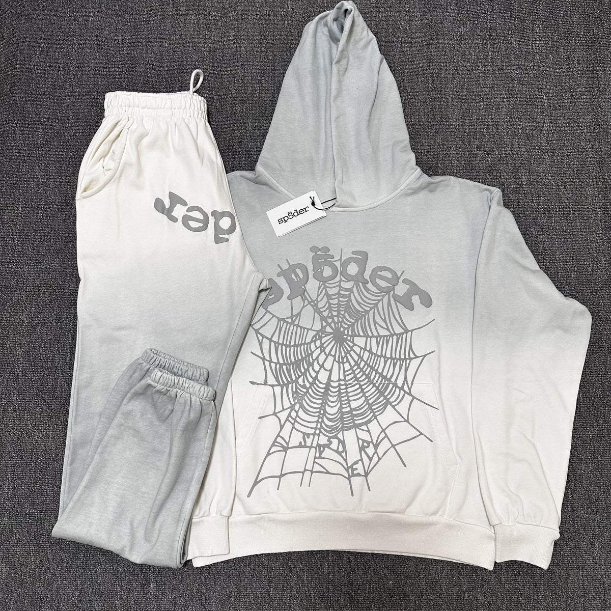 Sp5der Gradient Spider-Web Hoodie & Sweatpants Set — context