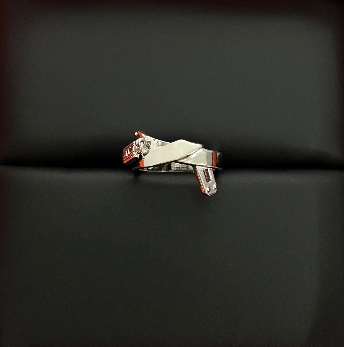 18K Kelly Gavroche Hermes Ring