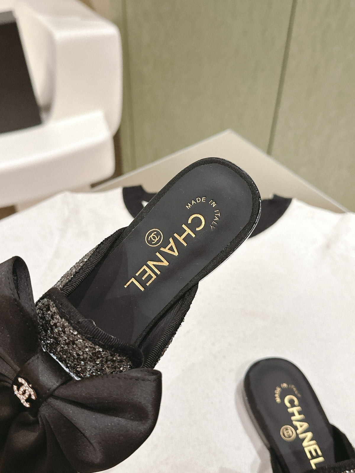 CHANEL JEWELED MULE WITH SILK BOW AND BLACK LAMBSKIN