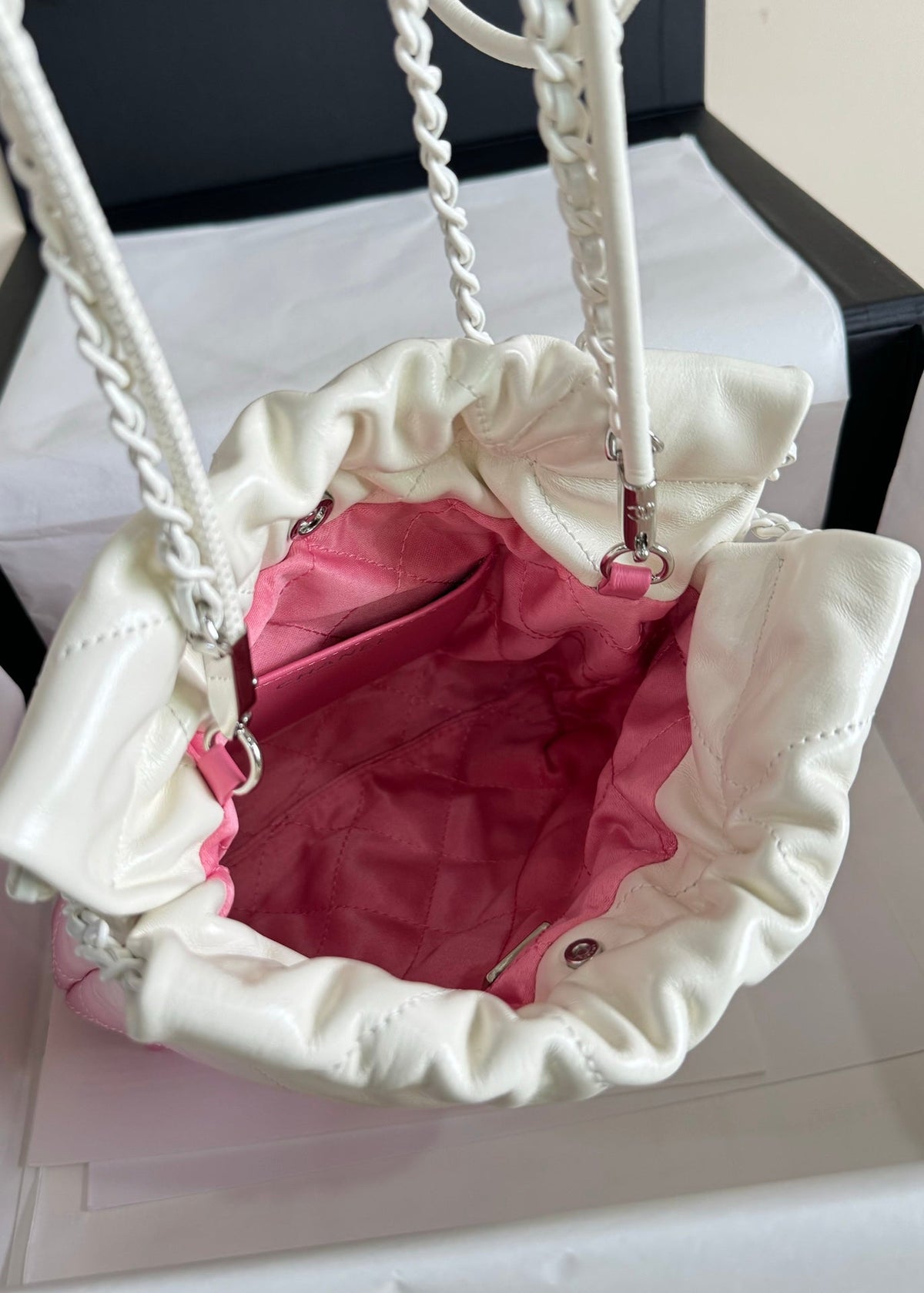 CHANEL HOBO MINI 20CM PINK WHITE LAMBSKIN