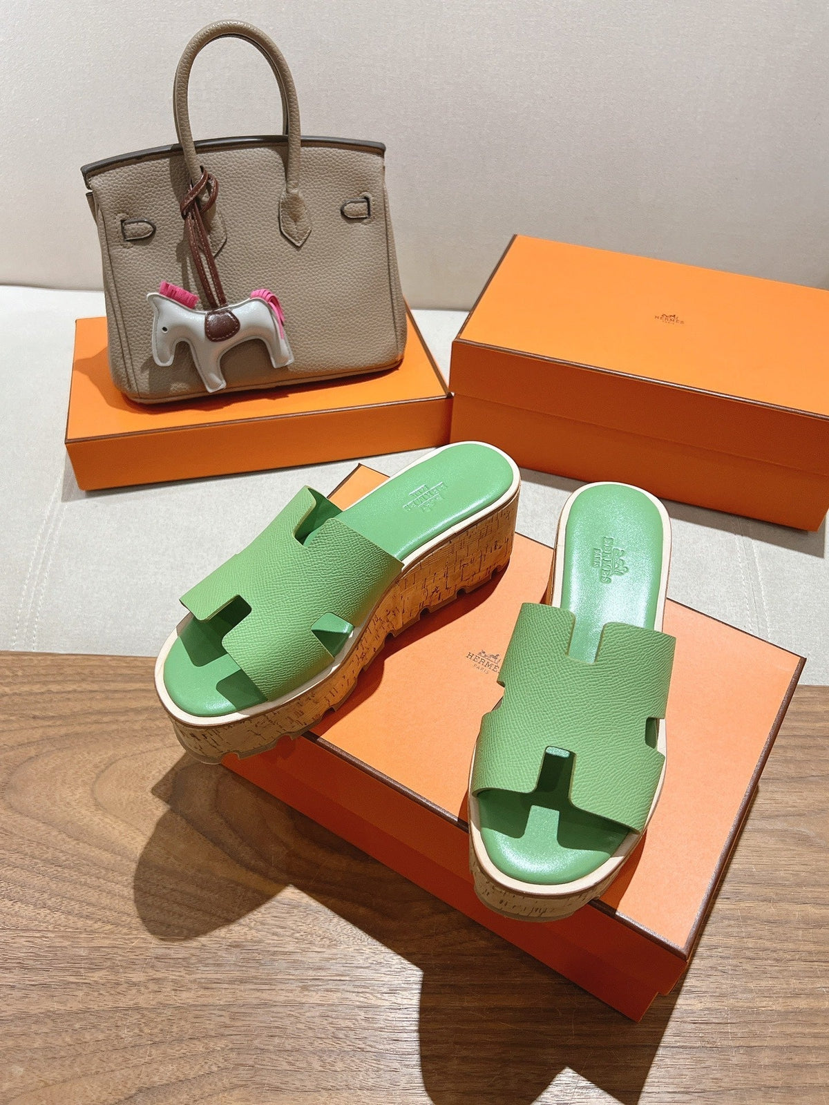 HERMES 25S HIGH WEDGE SANDALS IN LIGHT GREEN LAMBSKIN STYLE 1