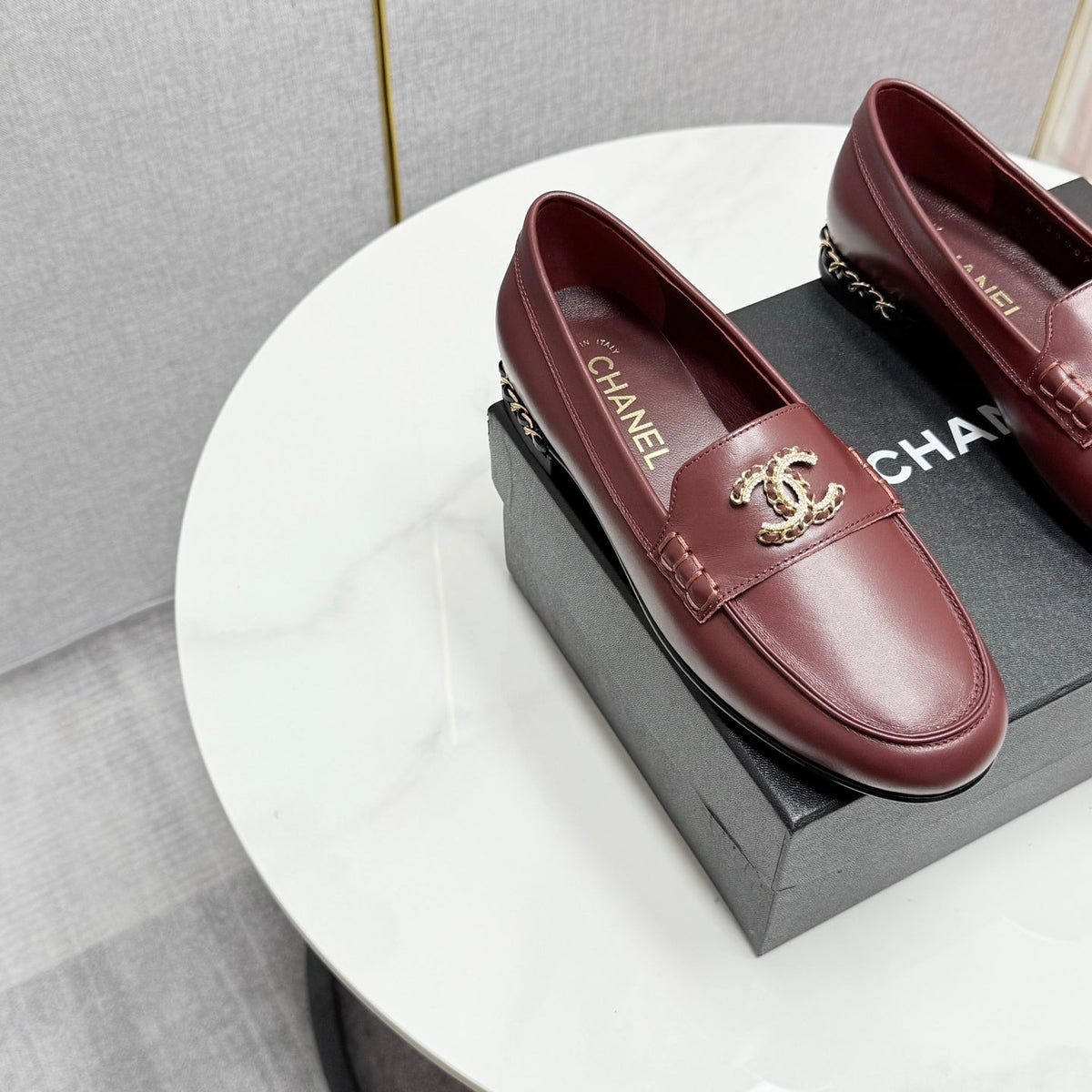 CHANEL LOAFER 25S IN DARK RED LAMBSKIN WITH GOLD HARDWARE