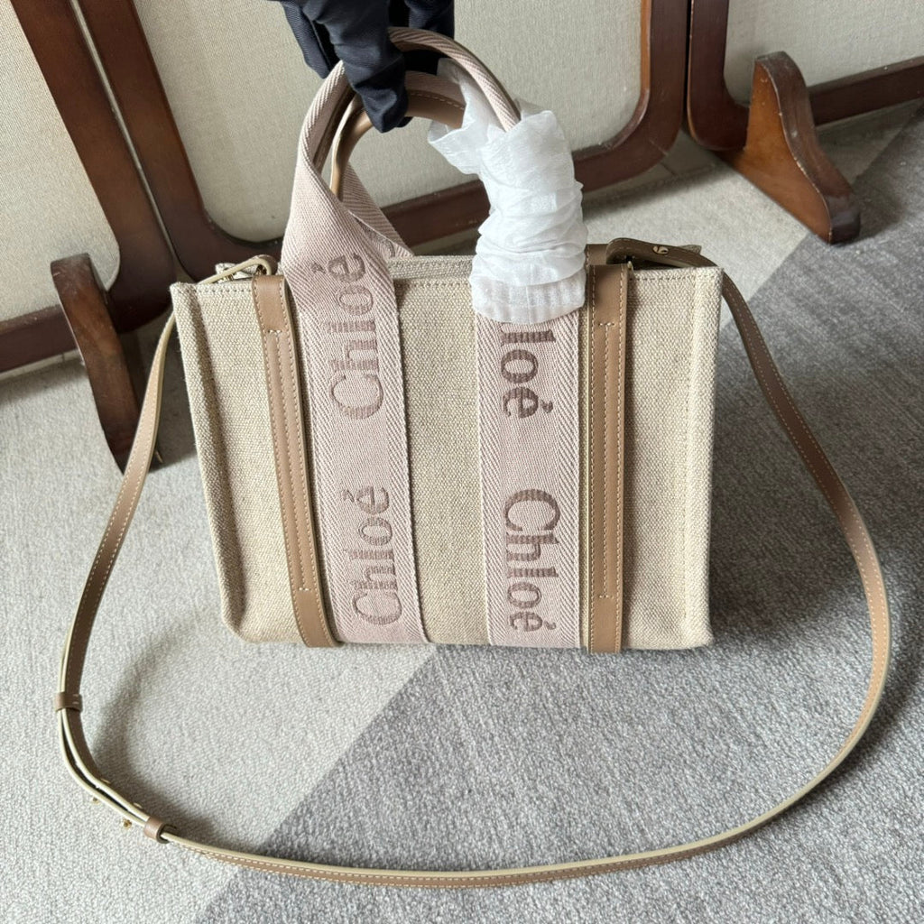 SMALL WOODY TOTE BAG 26.5 IN BEIGE LINEN CANVAS LIGHT PINK WEBBING LOGO EMBROIDERY