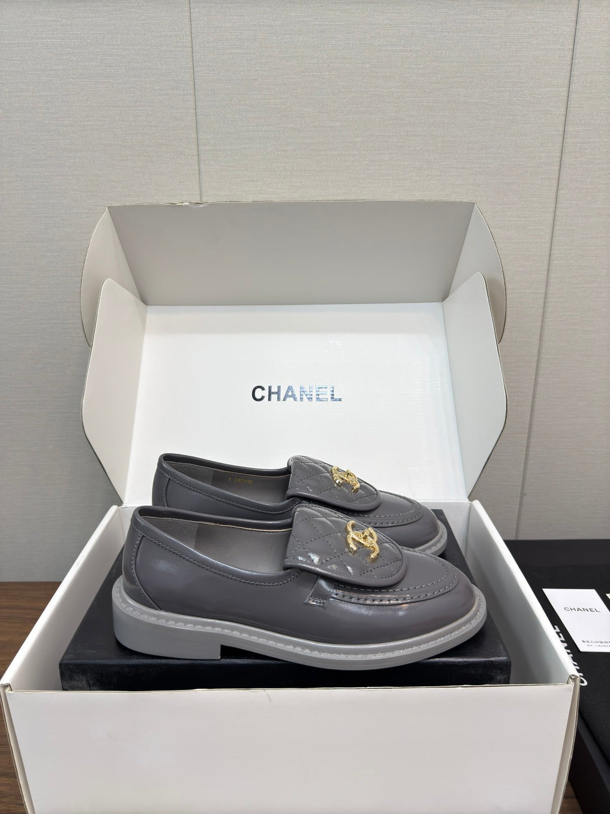 CHANEL MOASIN 2.5 CM IN MOUSE GRAY PREMIUM LAMBSKIN