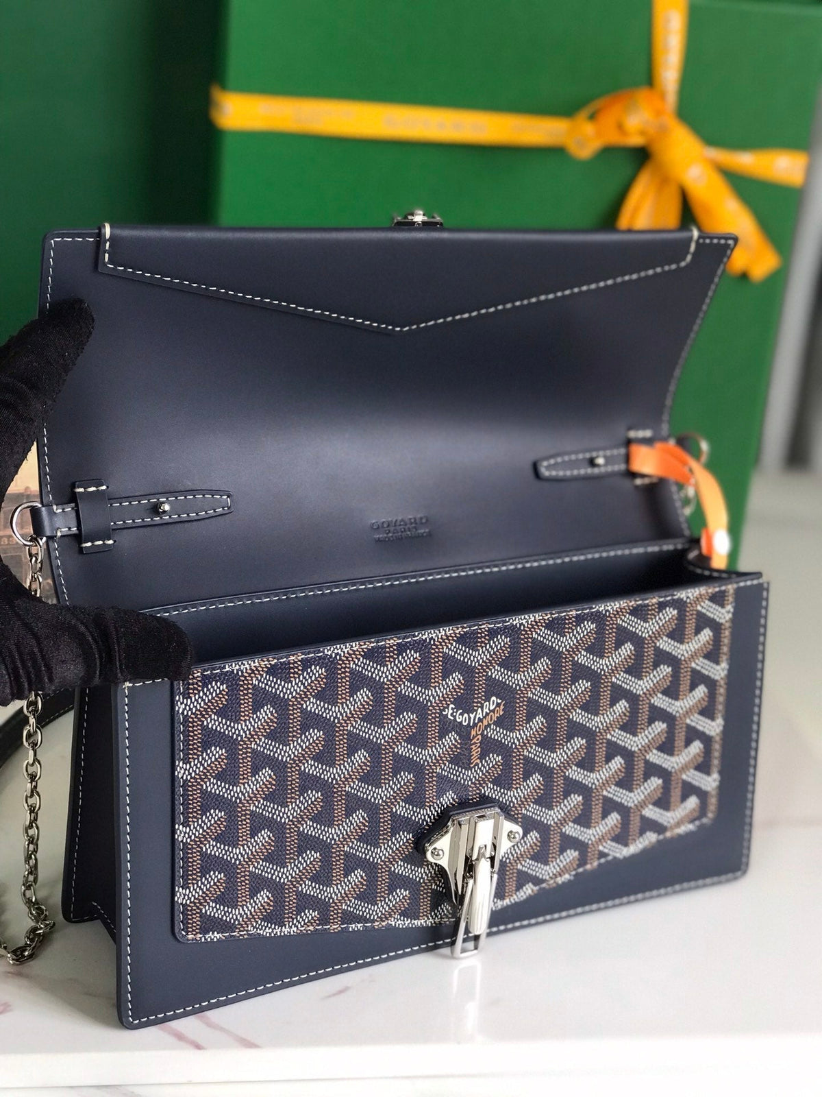 DUCHESSE MARIE-CAROLINE BAG 25 IN NAVY BLUE GOYARDINE CANVAS AND SMOOTH CALFSKIN