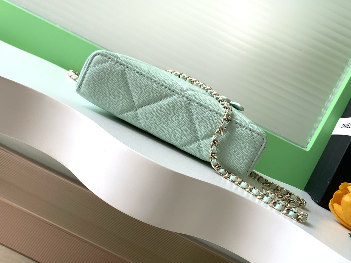 CHANEL 25S VANITY BAG 19.5 CM IN MINT GREEN LAMBSKIN