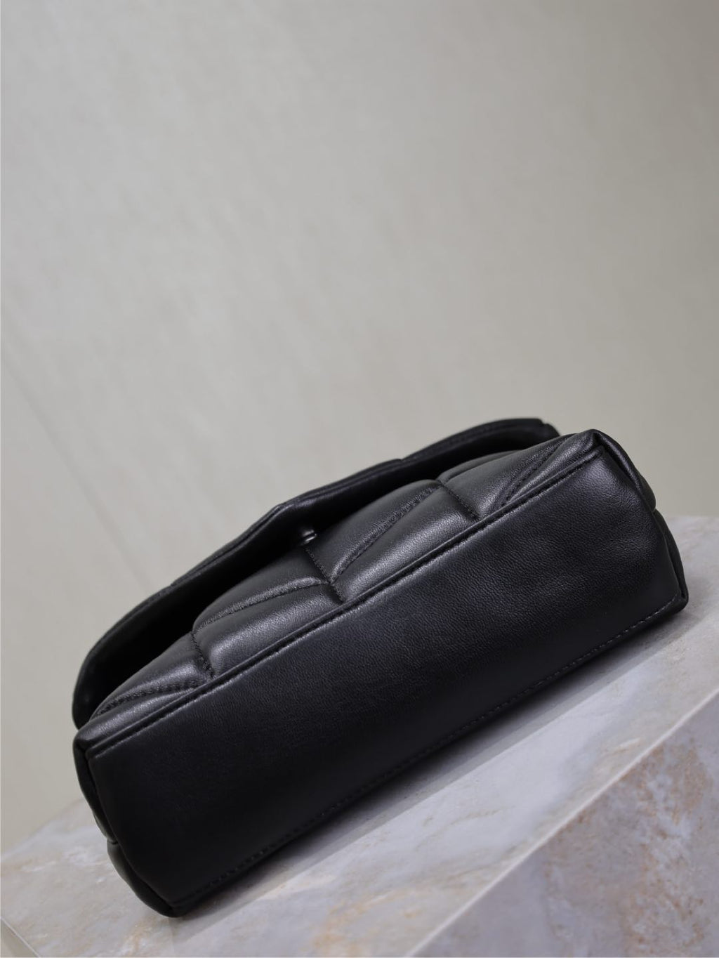 YSL 25S LOULOU PUFFER MINI 23 IN BLACK CALFSKIN SILVER HARDWARE