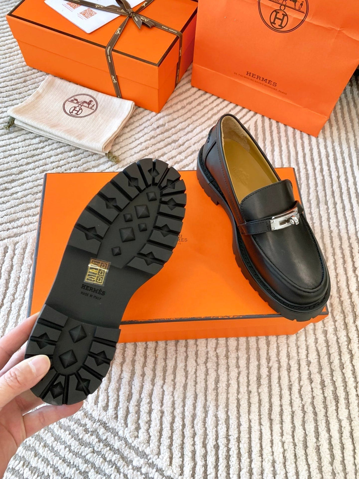 HERMES ICONE LOAFER IN BLACK CALFSKIN